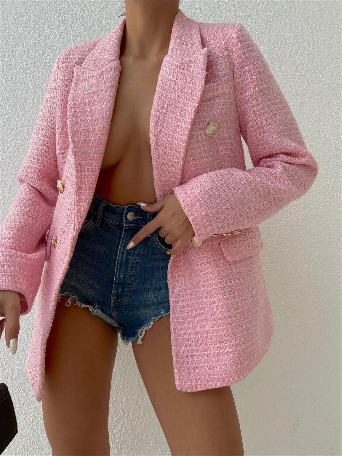 Blazer mit Strukturmuster und goldenen Knöpfen